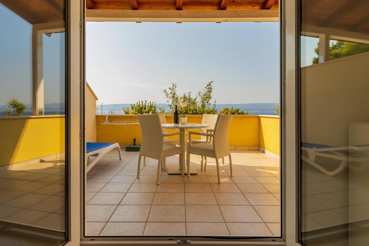 Luxury Apartments Villa Ruzmarina With New Heated Infinity Pool And Lounge Area Marusici  Εξωτερικό φωτογραφία