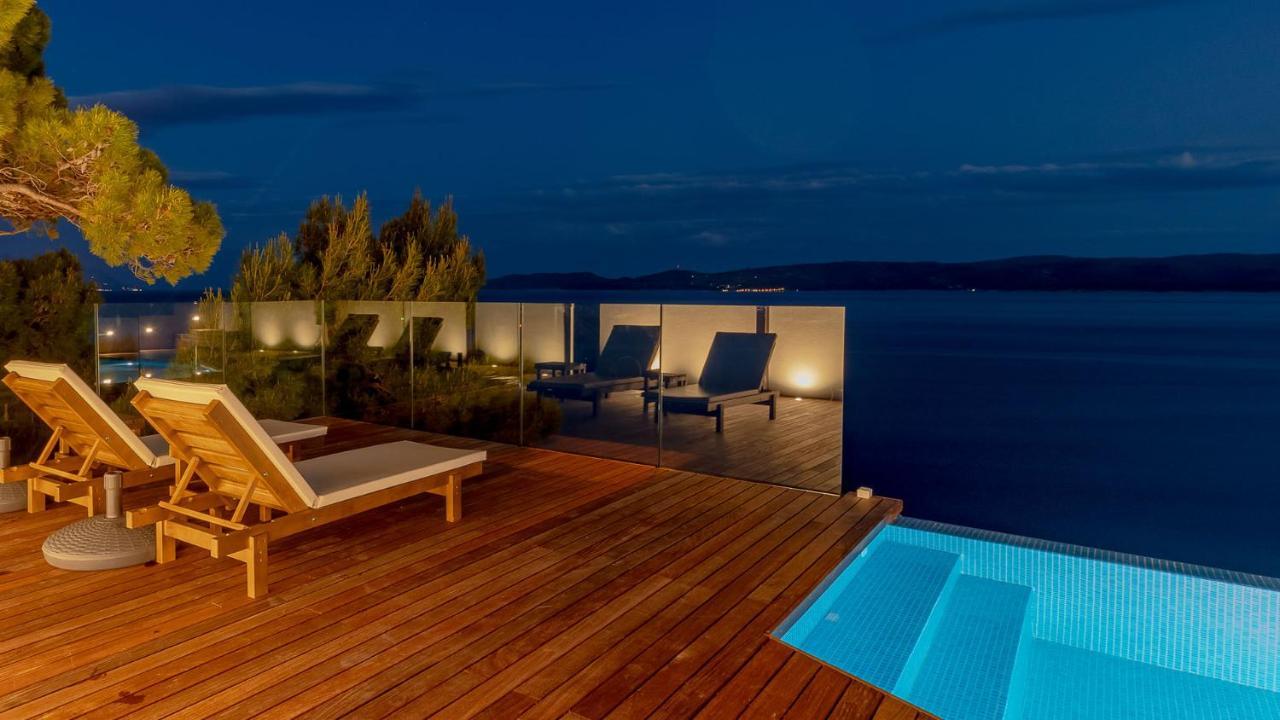 Luxury Apartments Villa Ruzmarina With New Heated Infinity Pool And Lounge Area Marusici  Εξωτερικό φωτογραφία