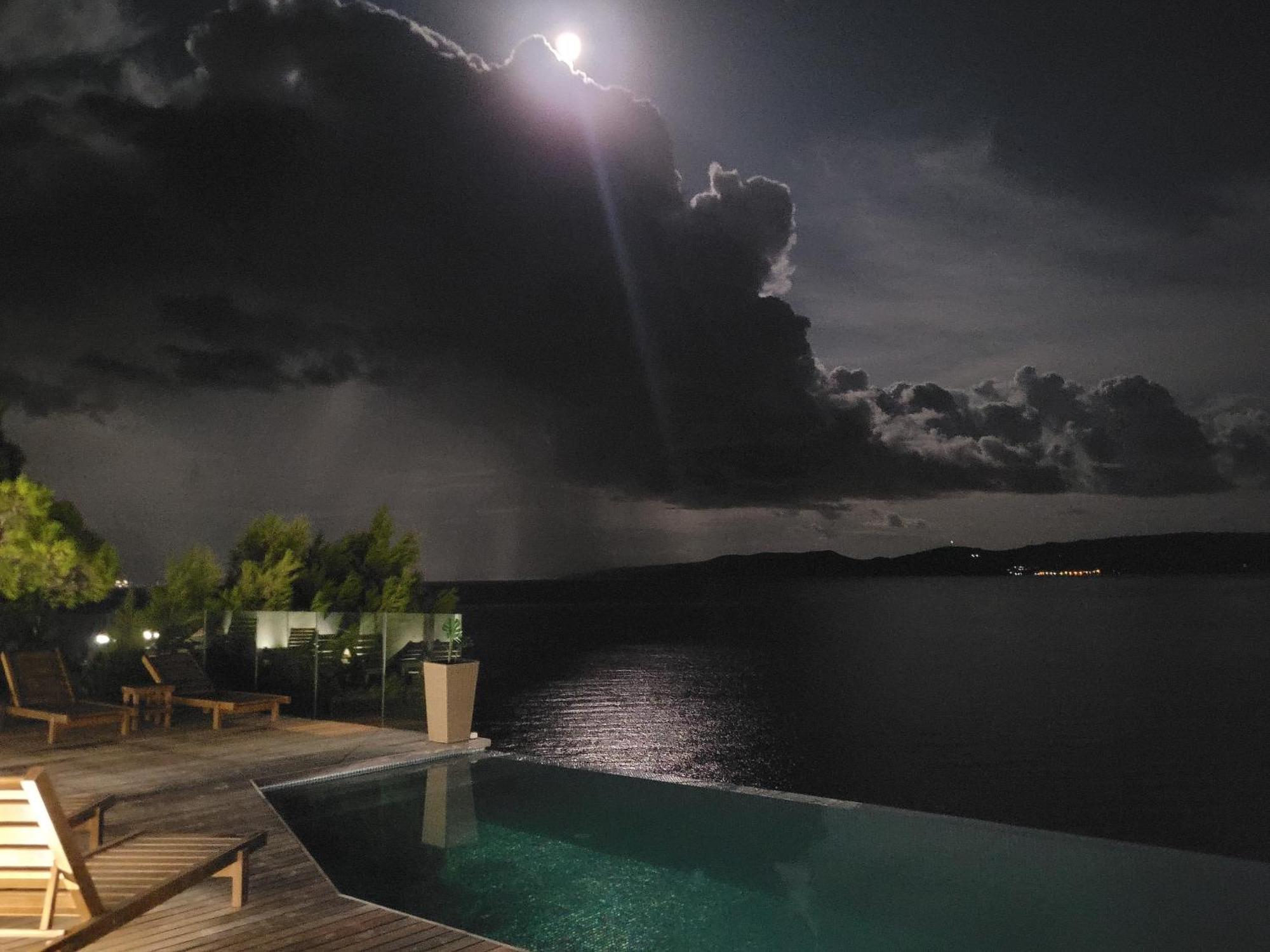 Luxury Apartments Villa Ruzmarina With New Heated Infinity Pool And Lounge Area Marusici  Εξωτερικό φωτογραφία